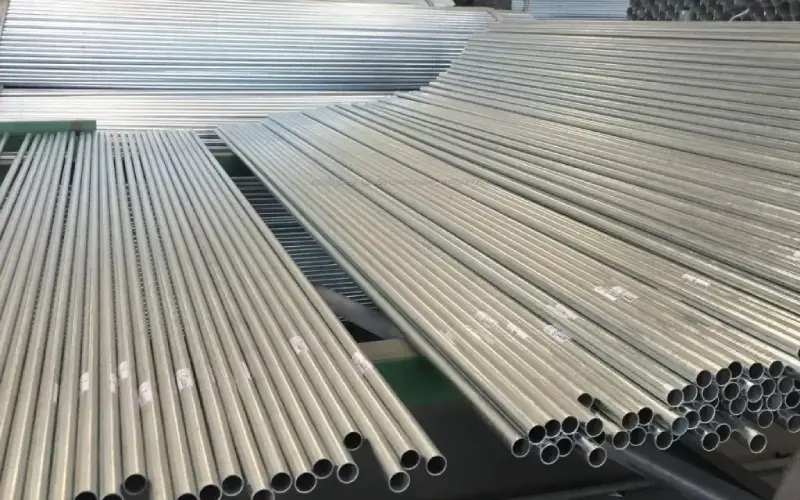 تشکیل و تهیه لوله گالوانیزه در اصفهان