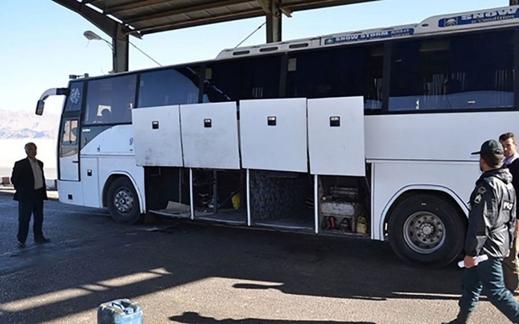 قاچاق موتور ماشین با اتوبوس مسافربری