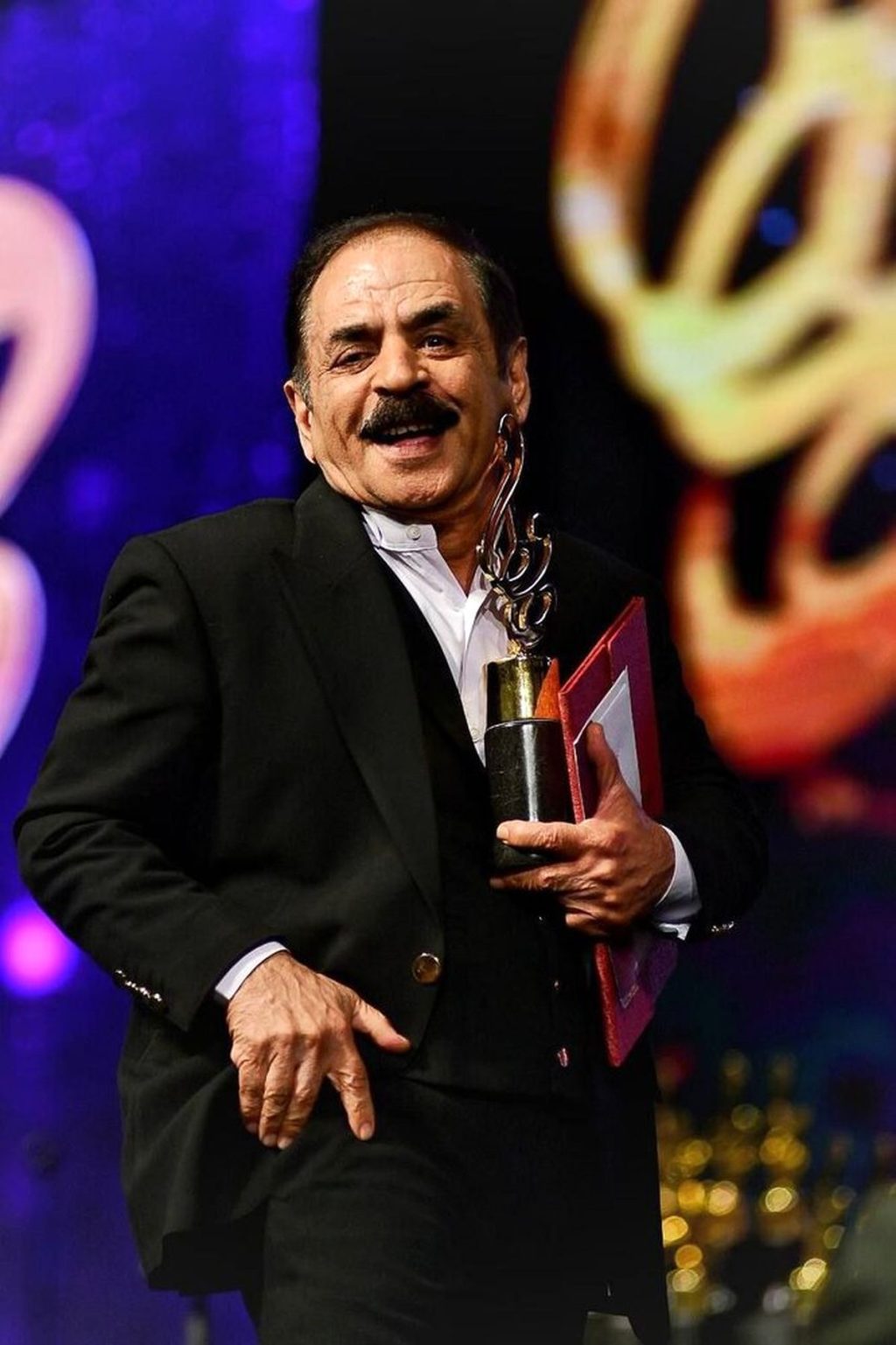 قدرت الله ایزدی، بازیگری که نامش در کمدی ایران جاودان می‌شود