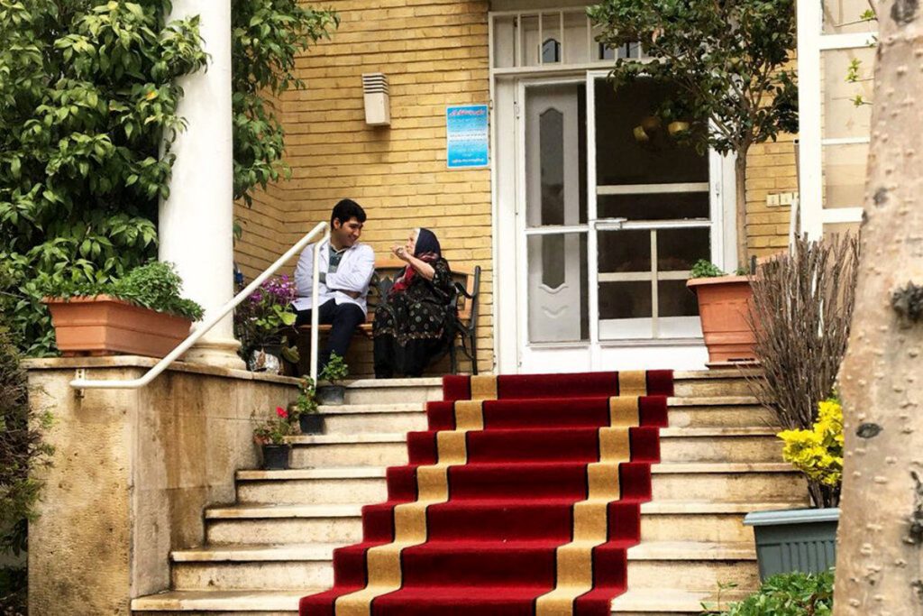 لیست خانه سالمندان اصفهان با آدرس و شماره تلفن