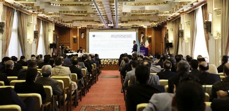 منفعت گیری از سرباره‌های فولاد مبارکه برای آسفالت جاده‌ها؛ گزینه‌ای سازگار با محیط‌زیست و تحقق اقتصاد چرخشی