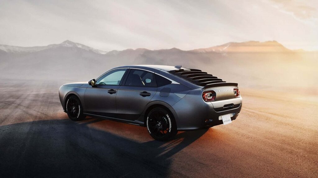 میتسوکا M55 به فروش می‌رسد، دوج چلنجر تقلبی بر پایه هوندا سیویک!_اصفهانیا