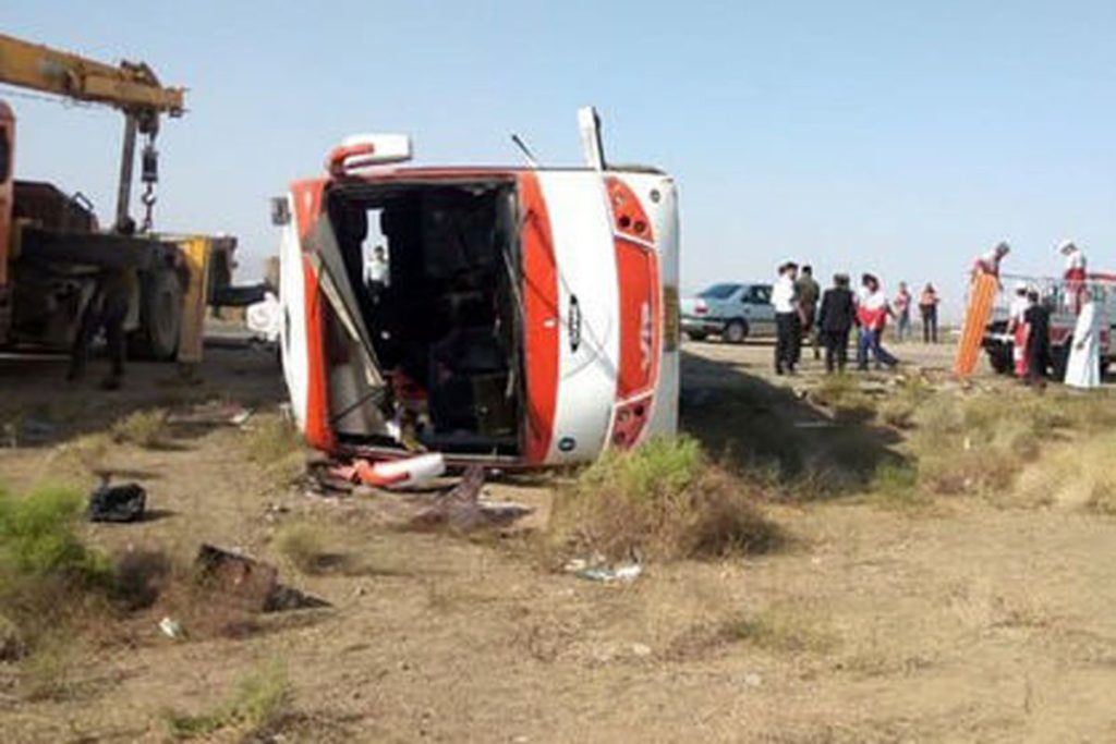 واژگونی اتوبوس ۲۱ مصدوم و ۲ فوتی برجا گذاشت