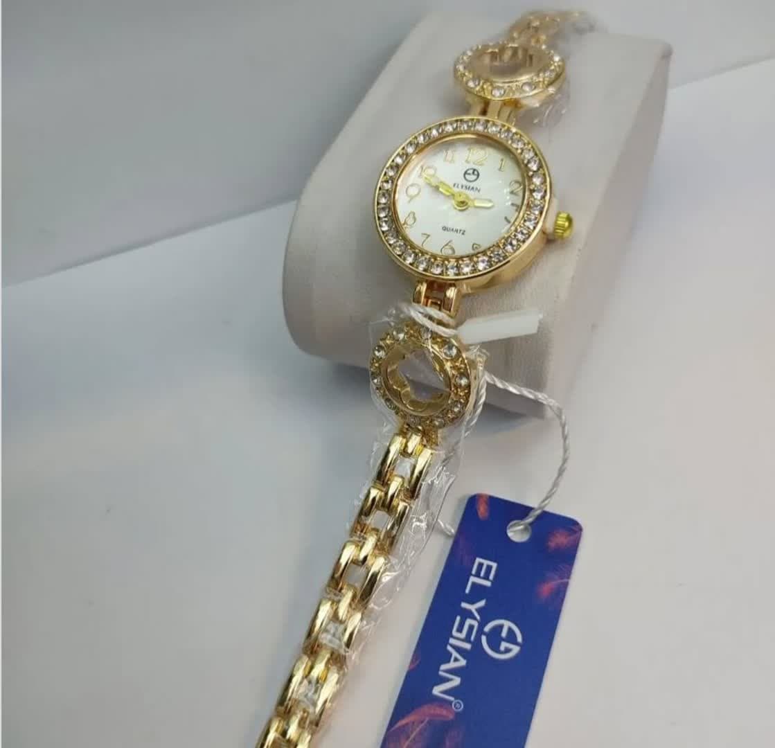 Women_s watch model (16)