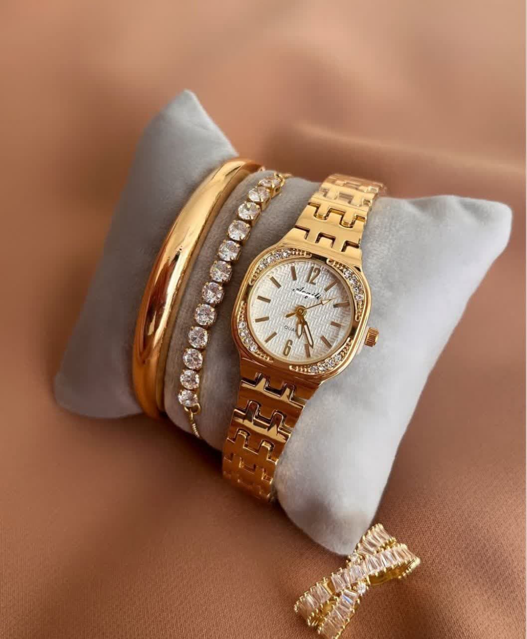 Women_s watch model (15)