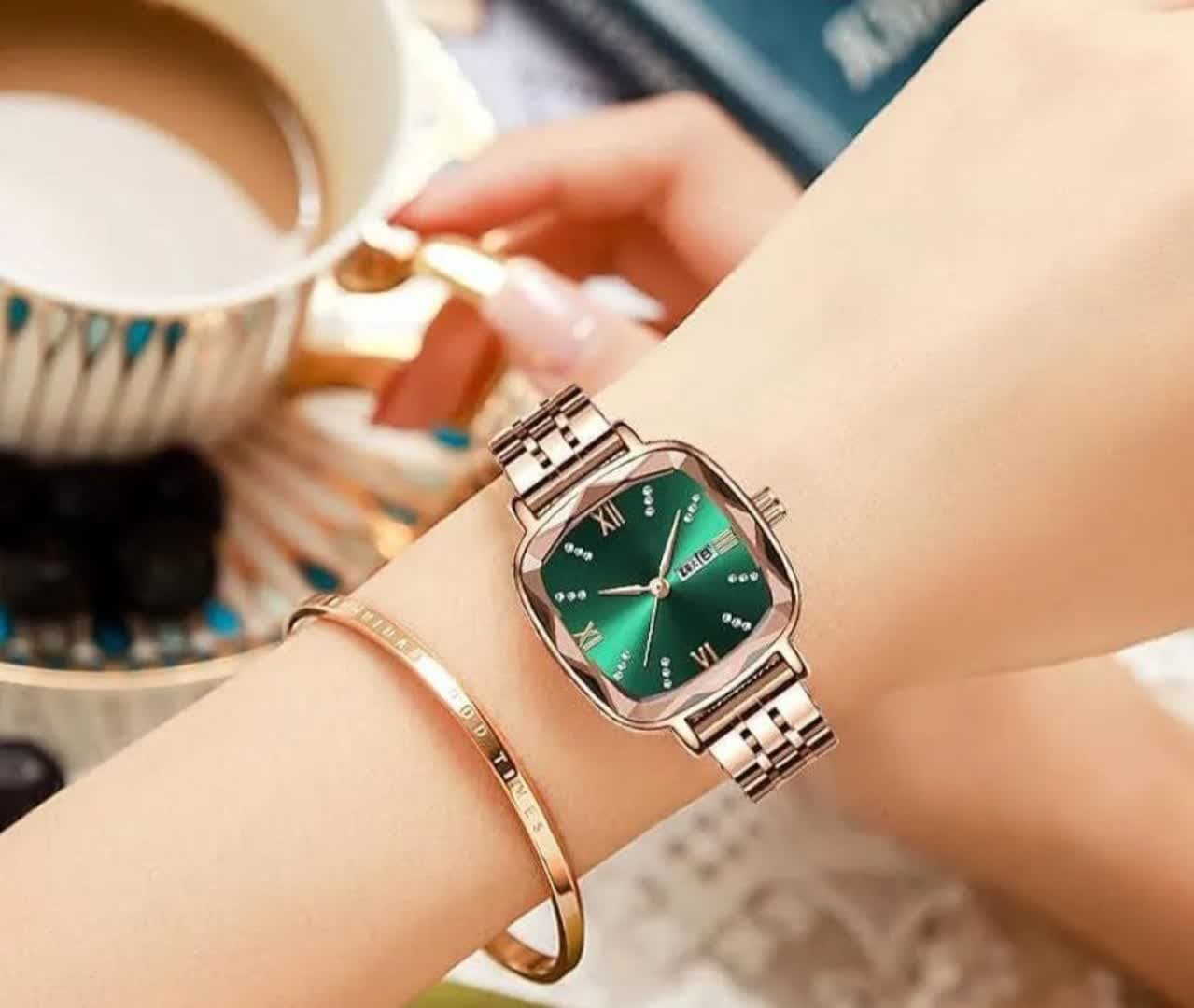 Women_s watch model (26)