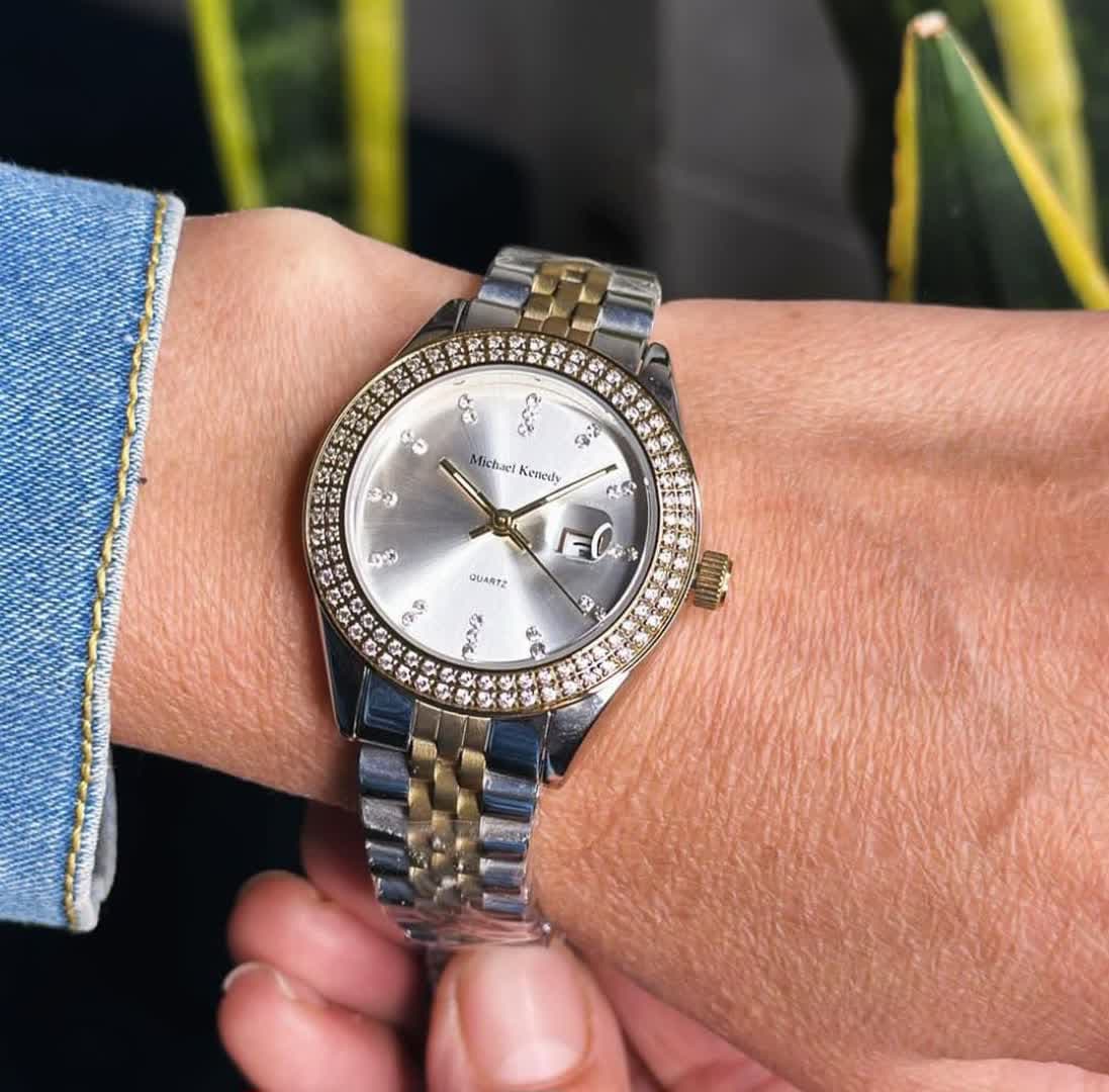 Women_s watch model (35)