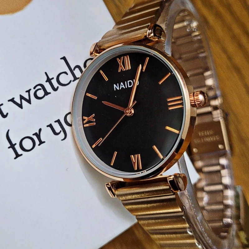 Women_s watch model (46)