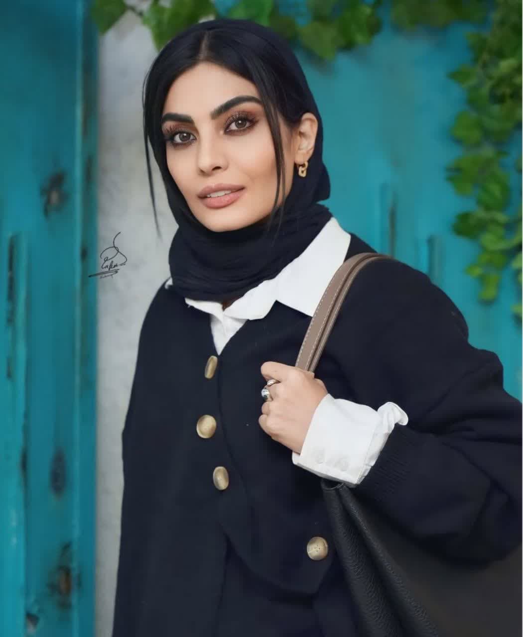  Sahra Asadollahi (8)