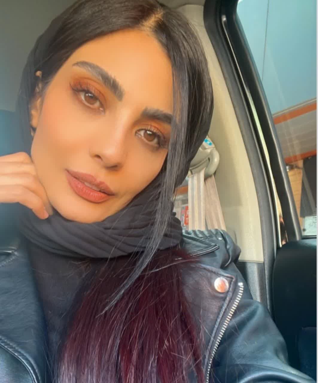  Sahra Asadollahi (14)