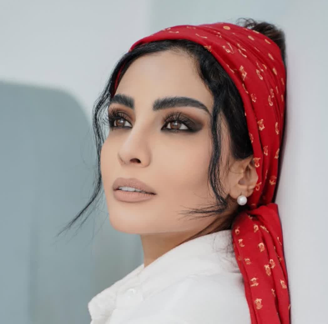  Sahra Asadollahi (16)