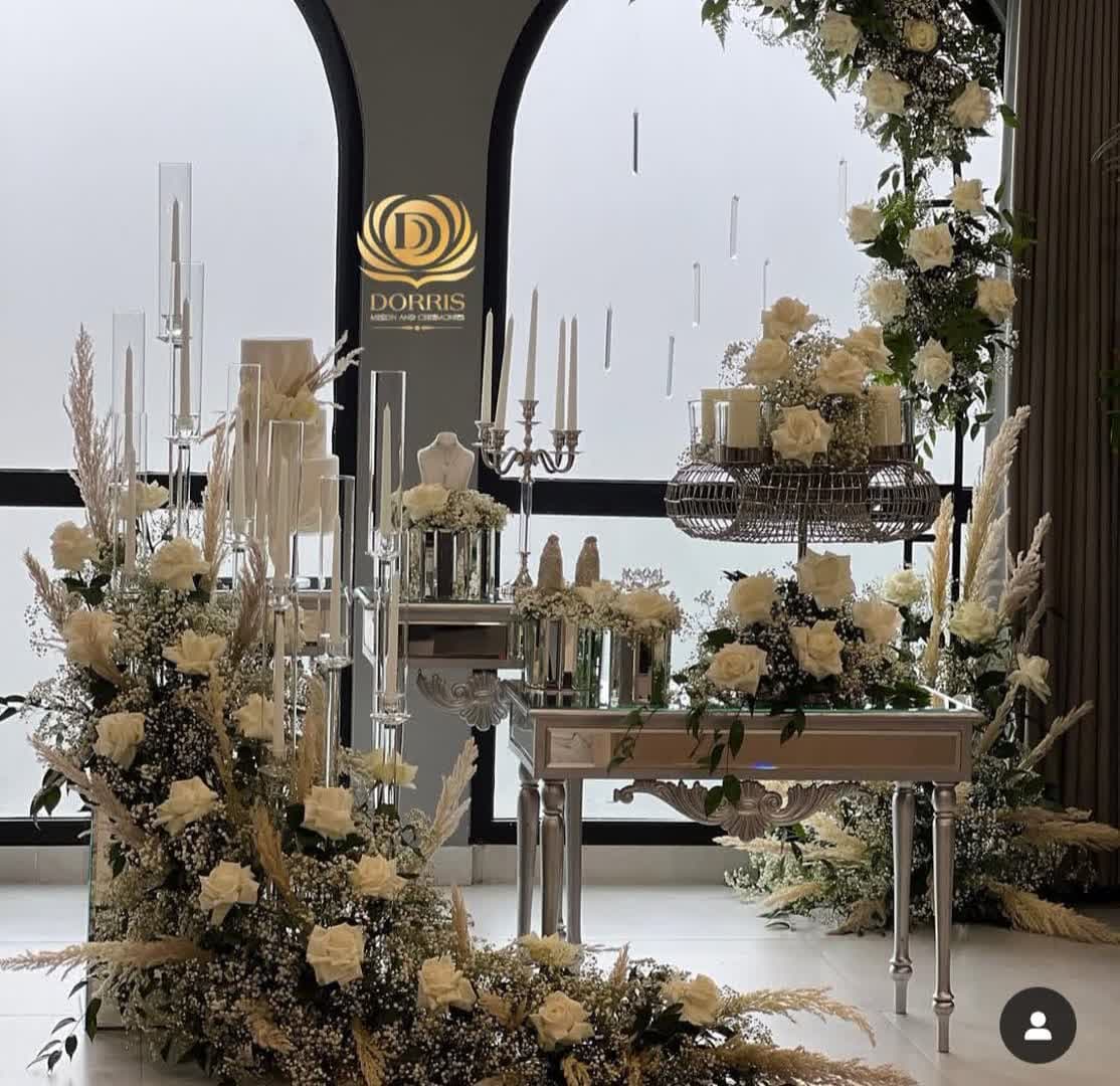 50 مدل گل آرایی بله برون در خانه و تالار با مطرح های تازه و شیک 152 مدل گل آرایی بله برون (47)