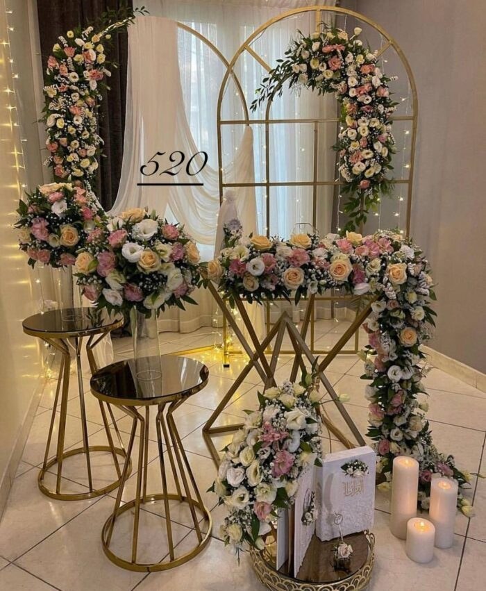 50 مدل گل آرایی بله برون در خانه و تالار با مطرح های تازه و شیک 157 مدل گل آرایی بله برون (52)