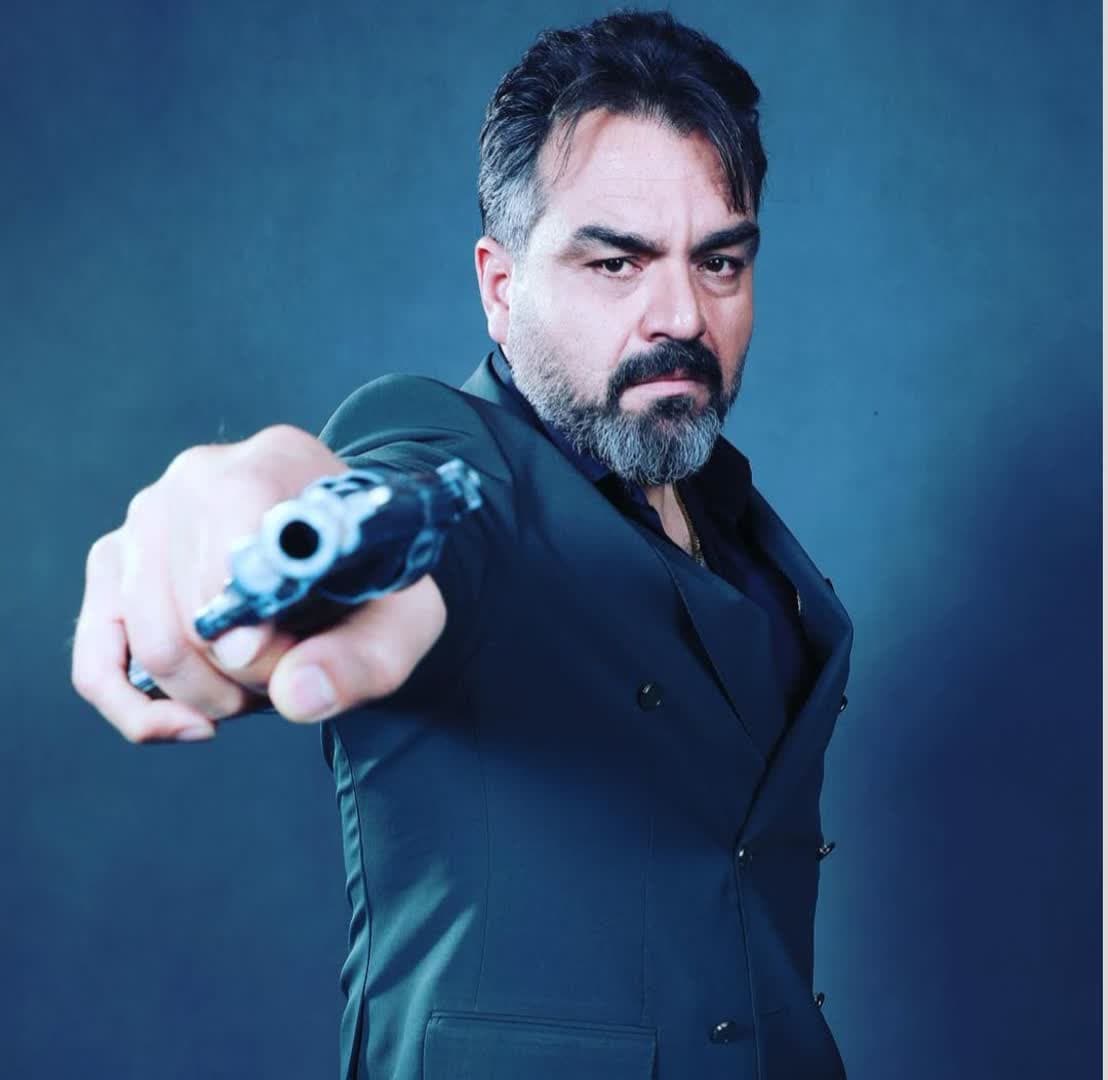 بیوگرافی شهرام قائدی و همسرش 41 Shahram Ghaedi (6)