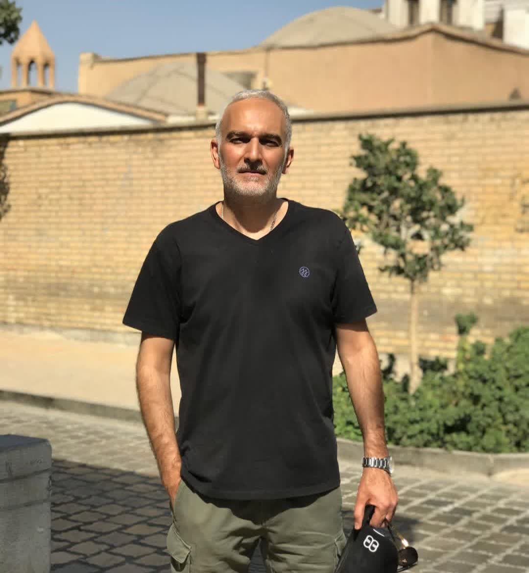 بیژن بنفشه خواه و همسرش و فرزندانش 37 Bijan Banafshekhah (5)