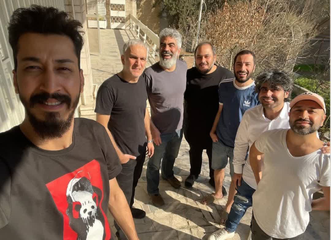 بیژن بنفشه خواه و همسرش و فرزندانش 39 Bijan Banafshekhah (7)