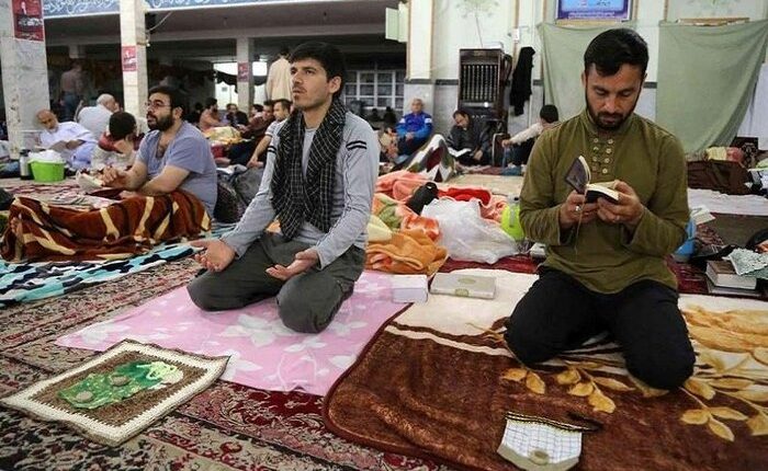 ایام اعتکاف ۱۴۰۳ 4 170876292-700x430