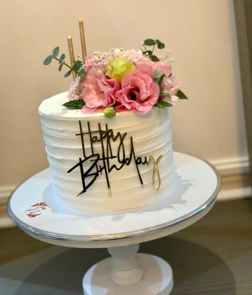 ۵۰ مدل کیک روز مادر ۱۴۰۳ ساده و شیک از اینستاگرام