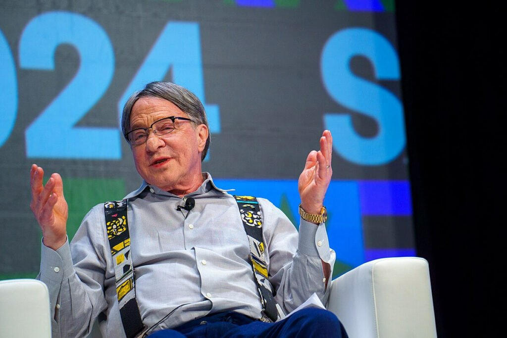 انسان‌ها به گمان زیادً تا ۵ سال دیگر در زمان به عقب حرکت می‌کنند