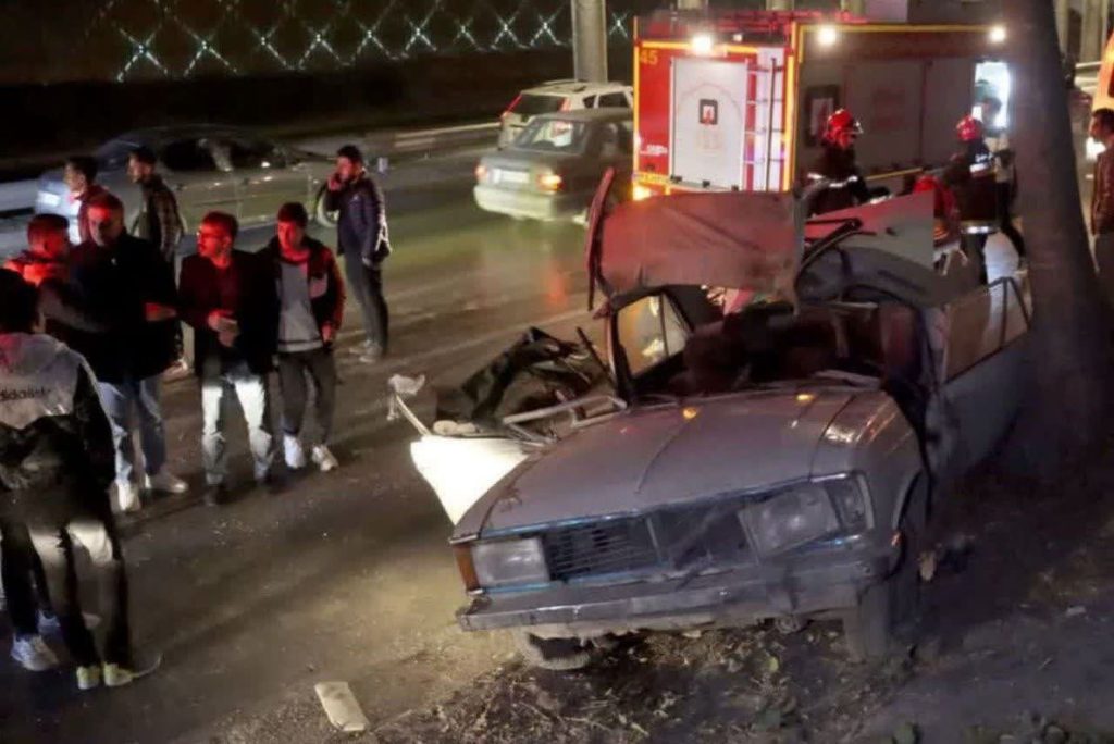 برخورد پیکان با درخت حاشیه اتوبان آقابابایی مرگ آفرین شد