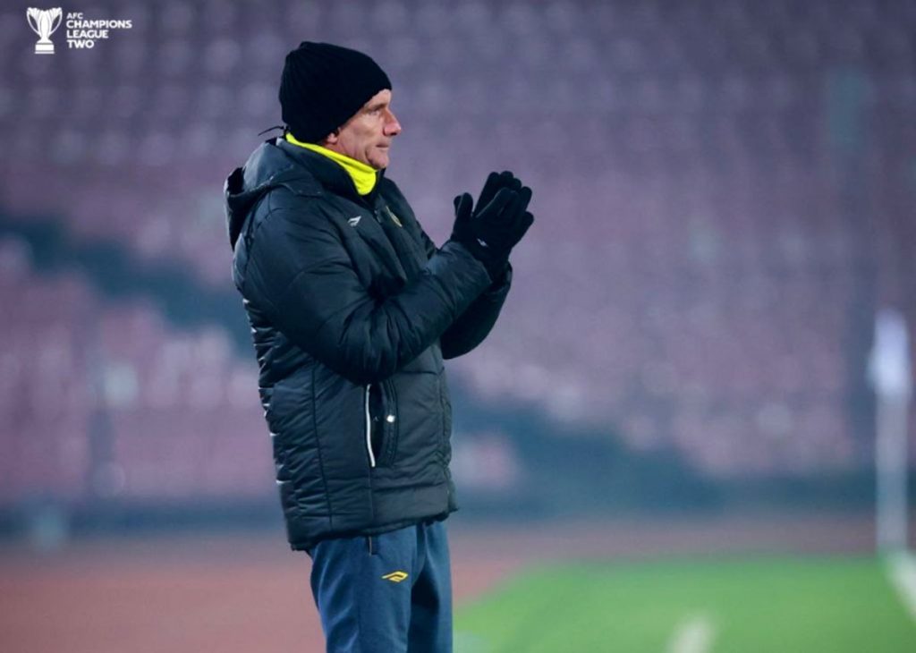 برگشت سپاهان به لیگ این بار با کارترون