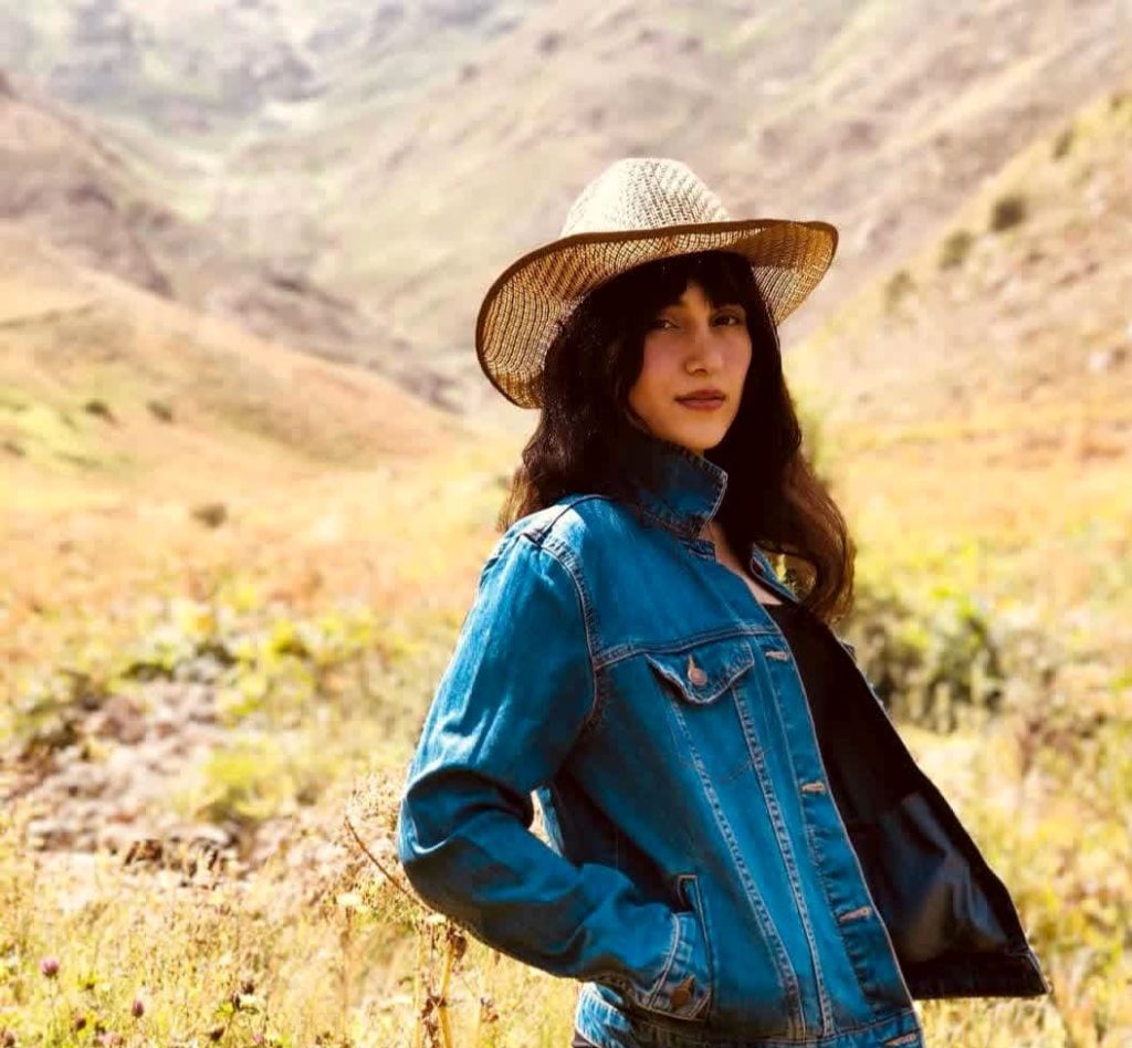 بیوگرافی پرستو احمدی خواننده