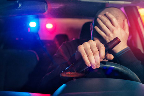 جرم مشروبات الکلی و مجازات آن چیست؟