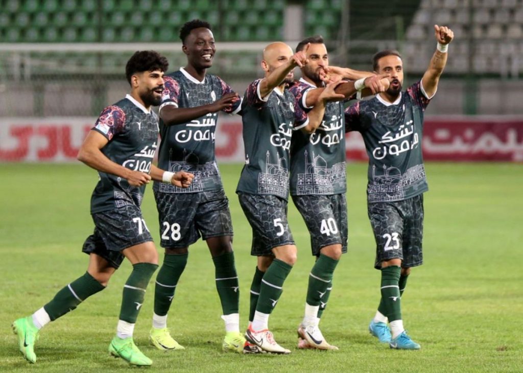 ذوب آهن و اسایش بعد از طوفان