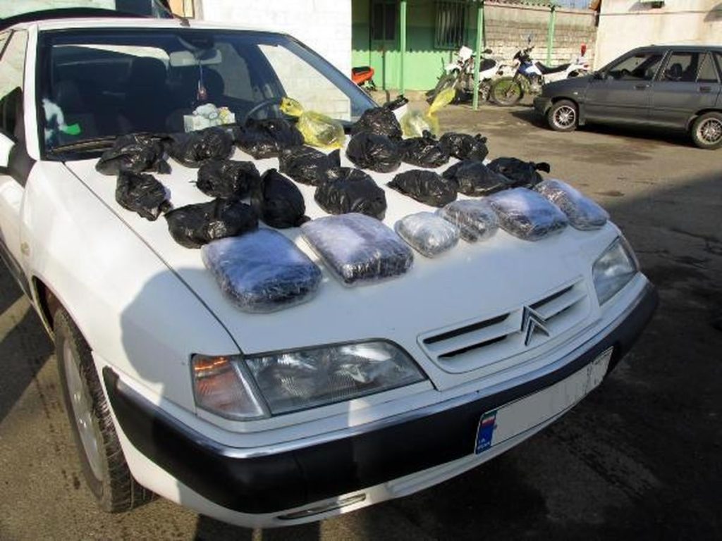 زانتیا با بار تریاک