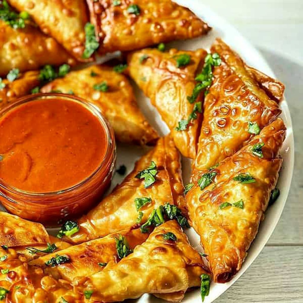 نحوه تهیه سمبوسه پاییزی؛ آموزش سمبوسه سرکه و سیب