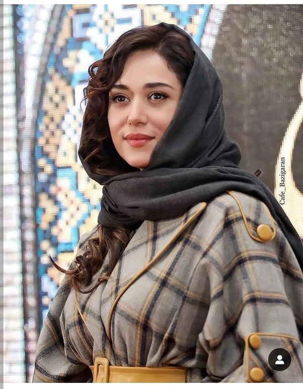 سریال ازازیل، محصول سال 1402 و اثر کارگردان حسن فتحی، به زودی در پلتفرم نماوا پخش خواهد شد 4 پریناز ایزدیار
