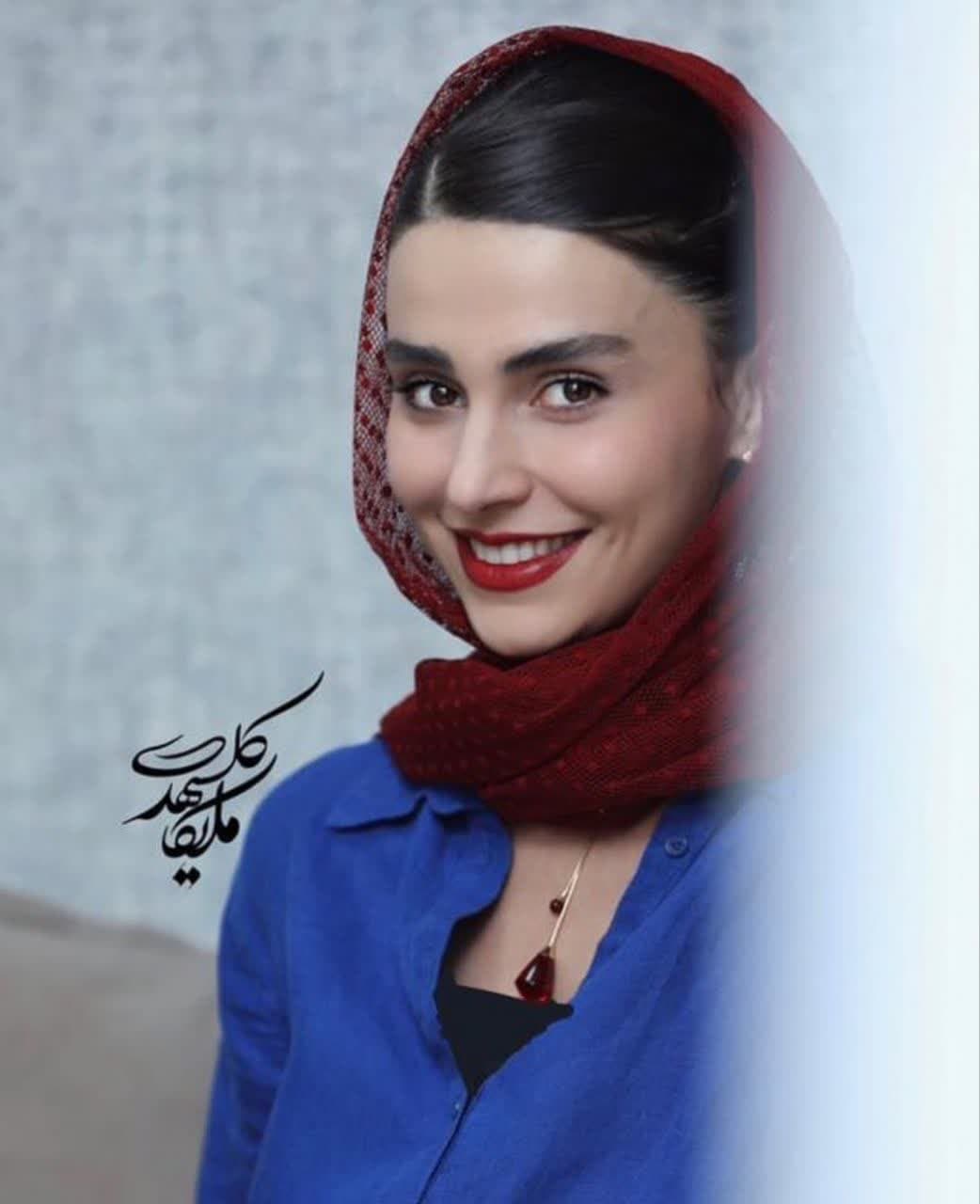 مشخصات لاله مرزبان 9 Laleh Marzban (16)