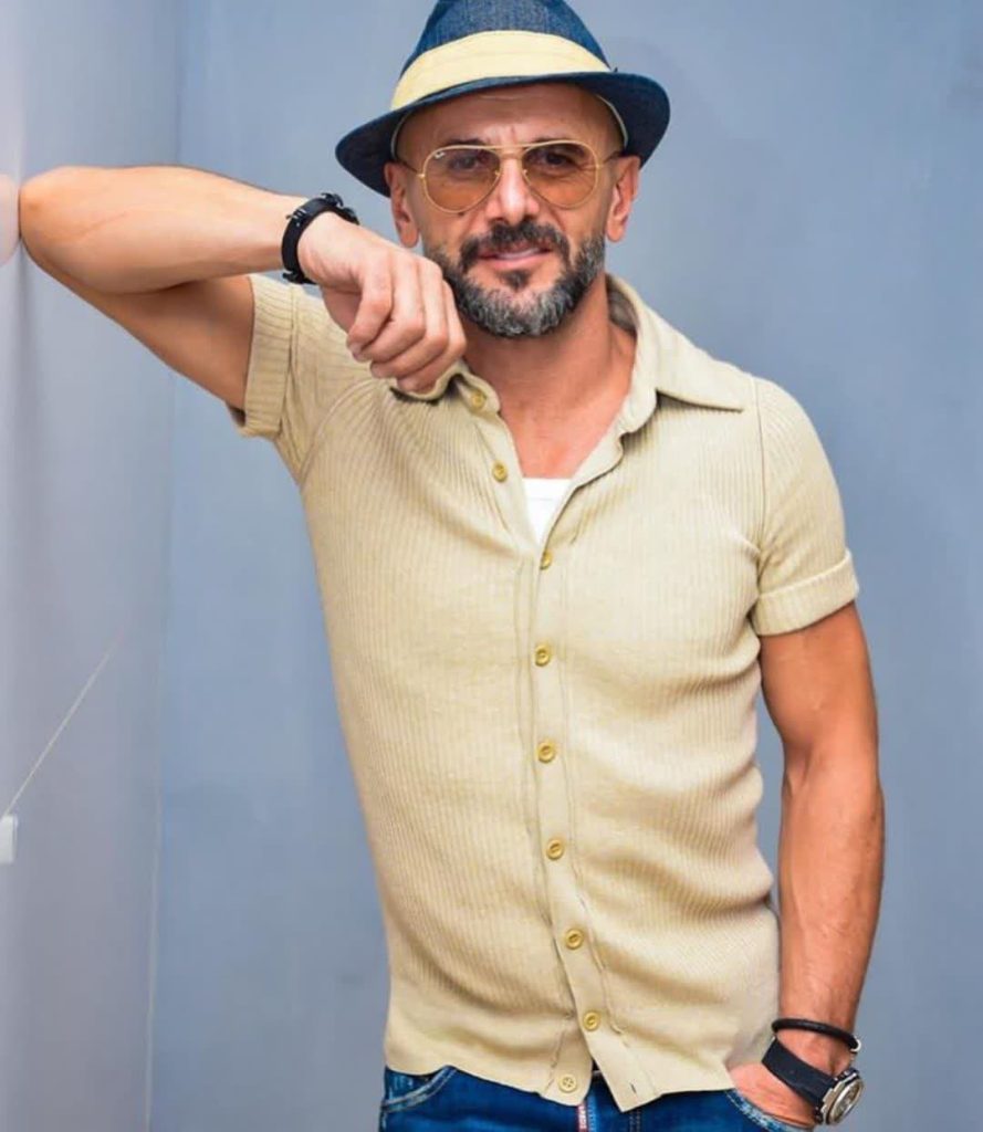 بیوگرافی امین حیایی و نیلوفر خوش خلق