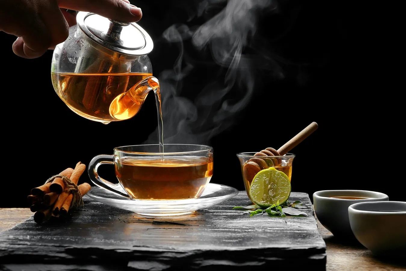 مزایا و زیان های چای سیاه 3 Tea (1)