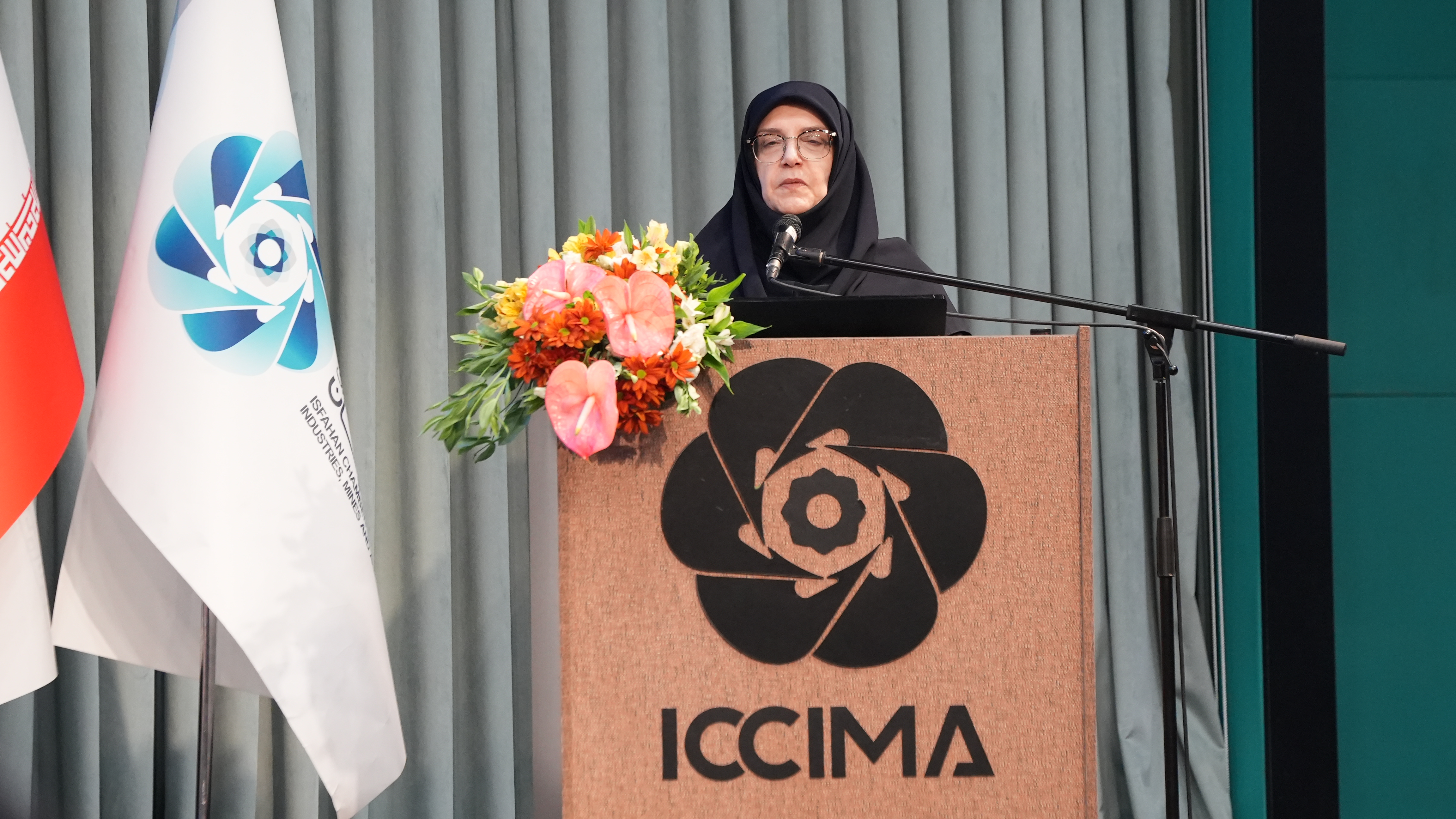 جشنواره قالی فاخر؛ فرصتی برای احیای هویت فرش اصفهان 15 DSC02128