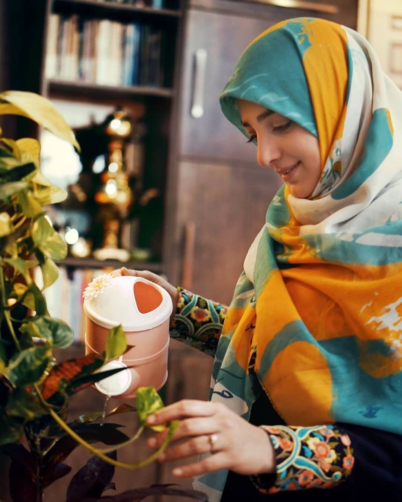 بیوگرافی ستاره سادات قطبی و همسرش 41 Setareh Sadat Ghotbi (5)