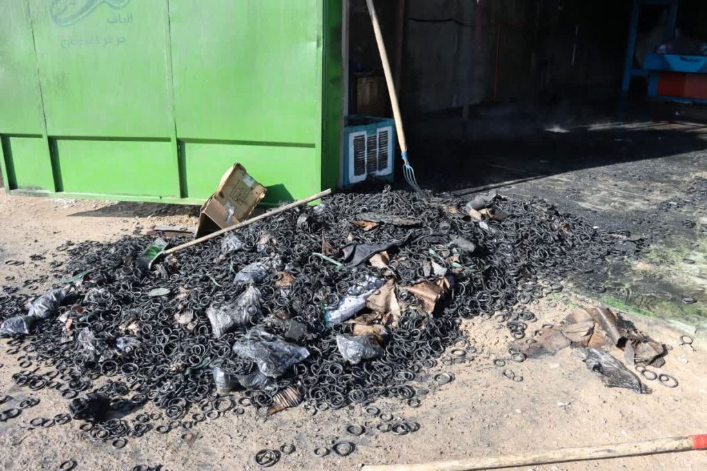 آتش به جان کارگاه تولیدی افتاد