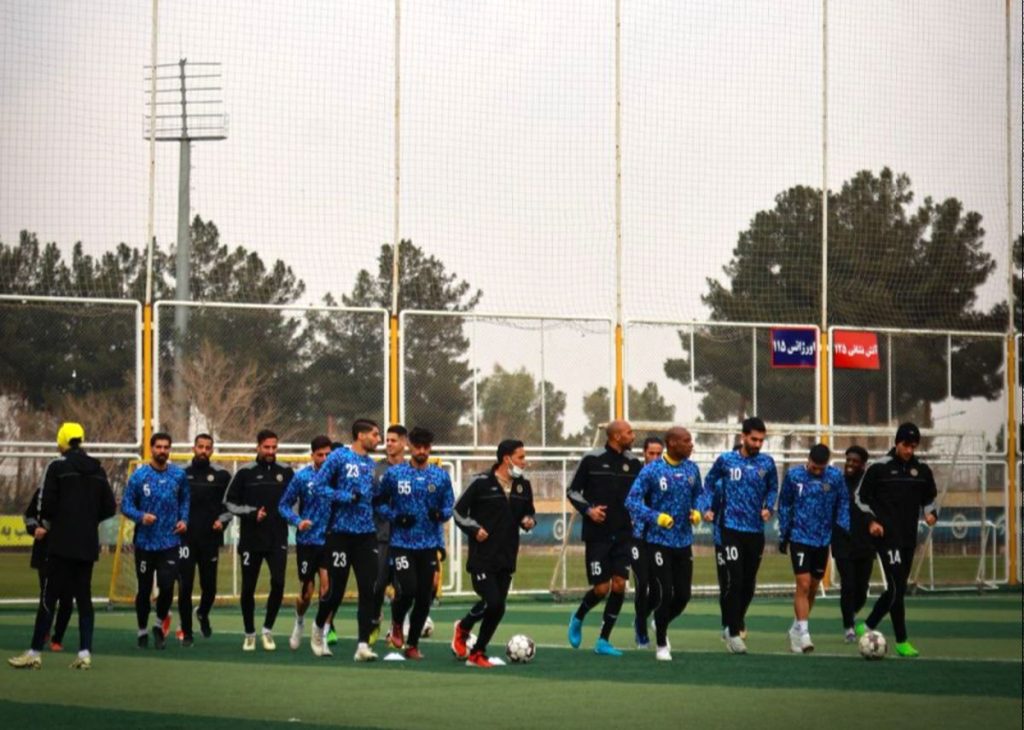 اردوی کیش دو مصدوم روی دست سپاهان گذاشت