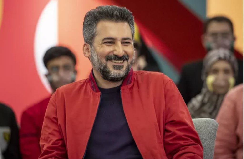 بیوگرافی وحید آقاپور