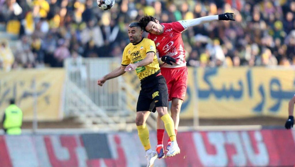 سپاهان در کیش آماده نبرد با پرسپولیس می شود