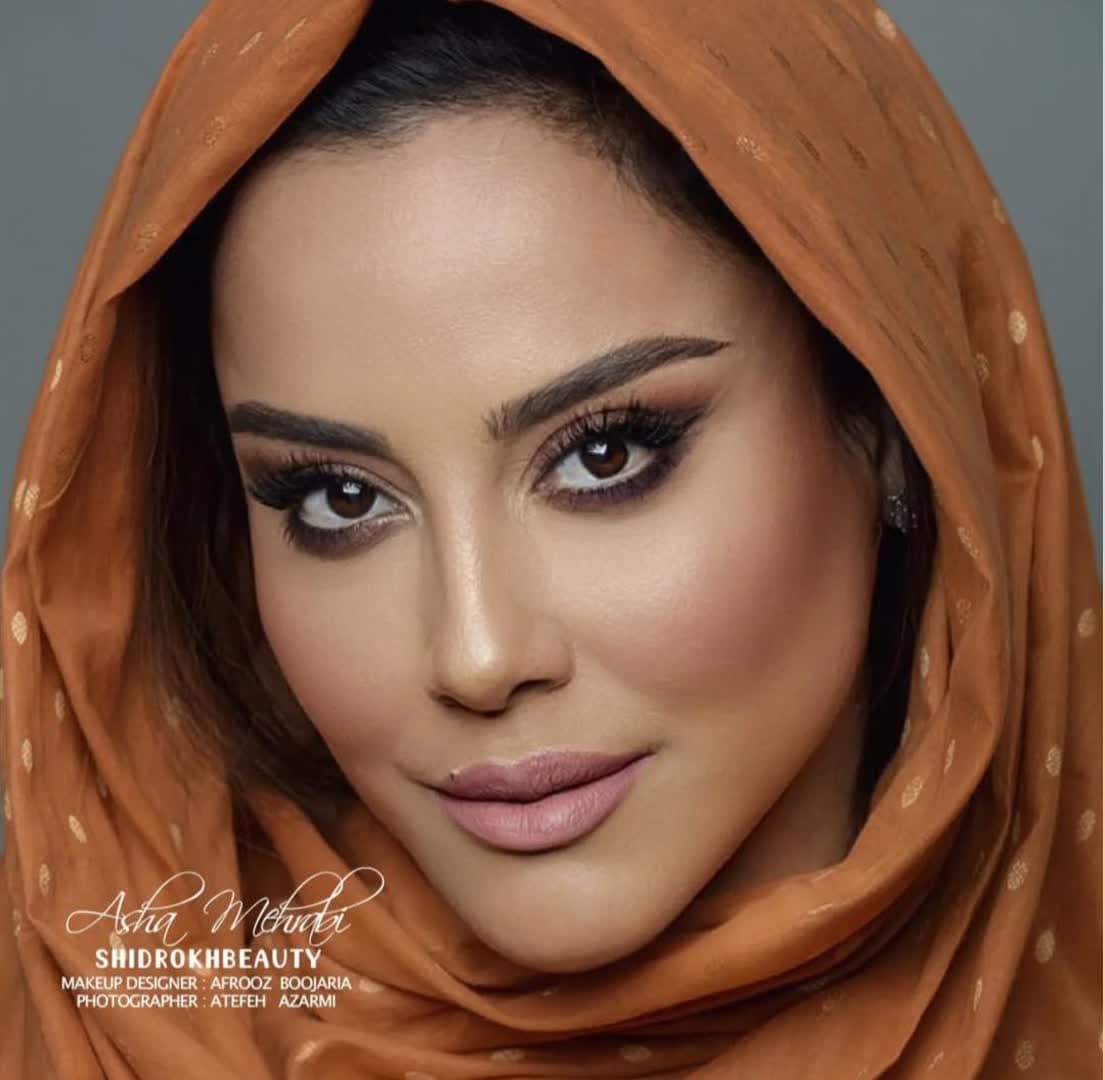 بیوگرافی آشا محرابی و خانواده 33  Asha Mehrabi (10)