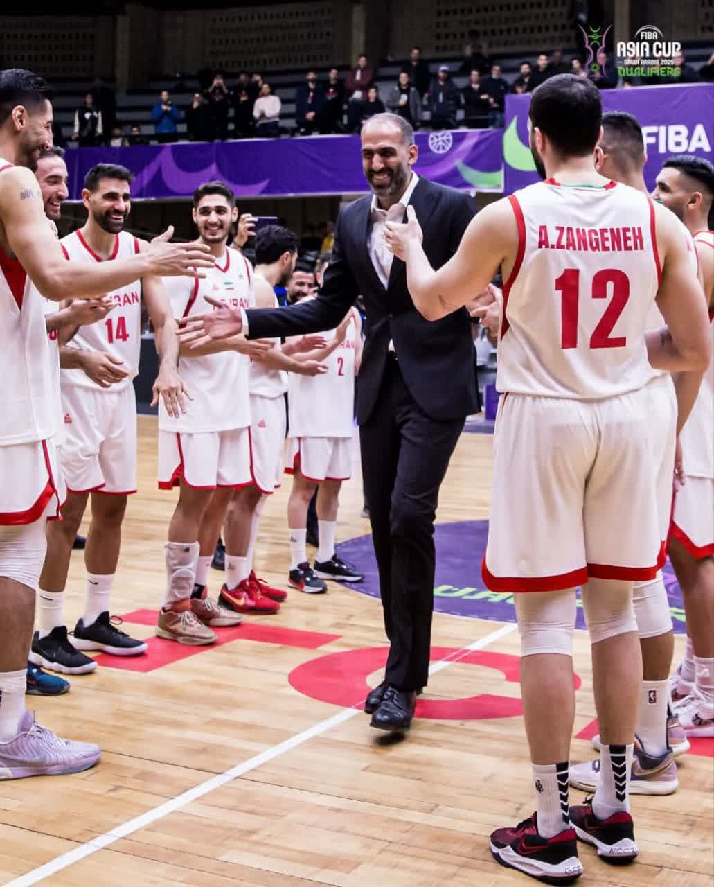 بیوگرافی حامد حدادی بازیکن بسکتبال 37 Hamed Haddadi (17)