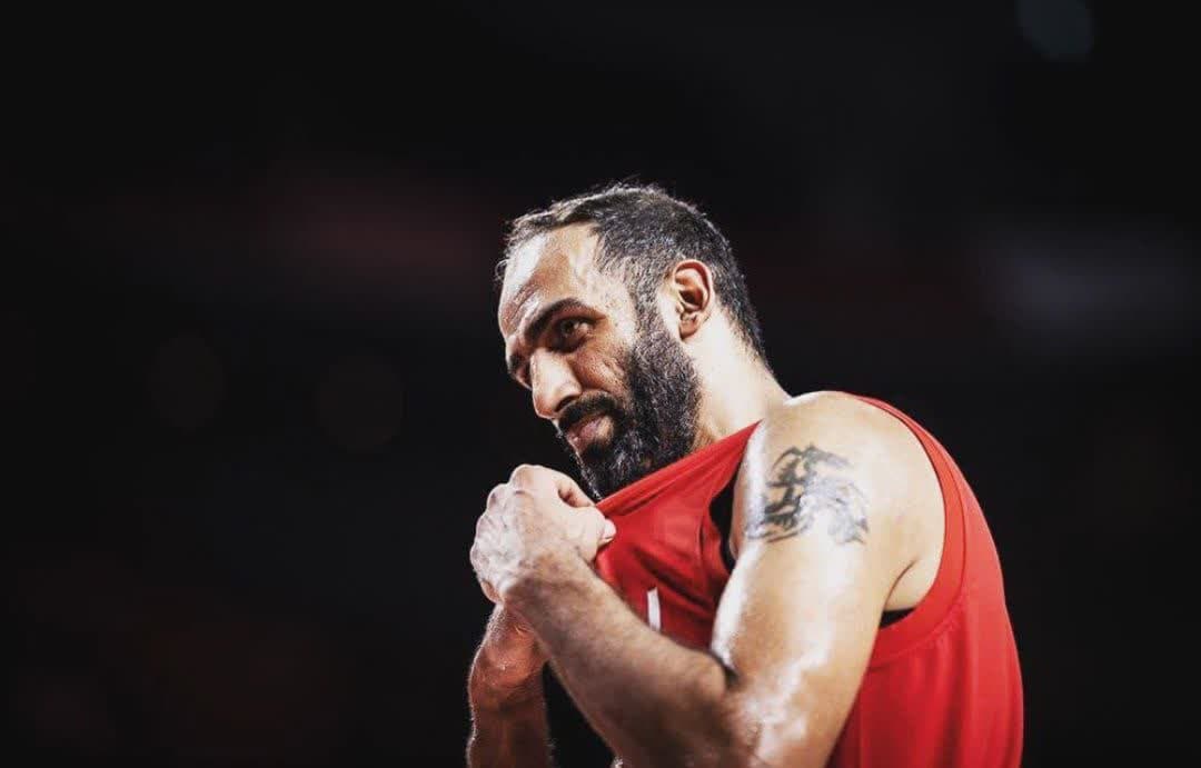 بیوگرافی حامد حدادی بازیکن بسکتبال 44 Hamed Haddadi (6)