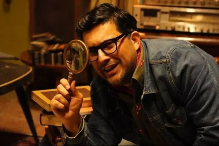 فیلم عینک قرمز (1)