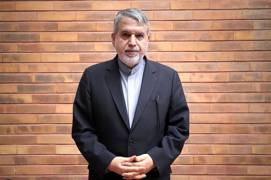 حفاظت از میراث یا گسترش گردشگری؛ وزیر با چه راهکاری به اصفهان می‌آید؟