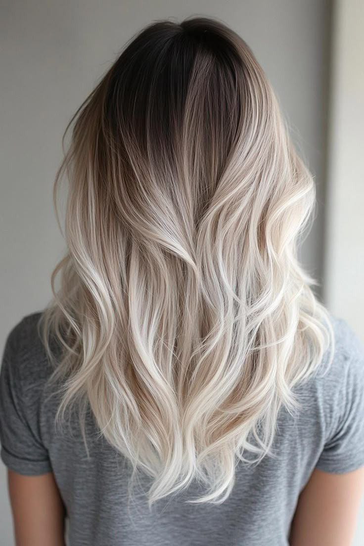 پرطرفدارترین رنگ مو یخی ۱۴۰۴ بین ترکیب رنگ موهای عید امسال 133 مدل رنگ مو (27)