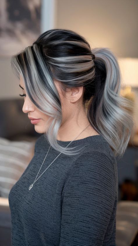 پرطرفدارترین رنگ مو یخی ۱۴۰۴ بین ترکیب رنگ موهای عید امسال 145 مدل رنگ مو (39)