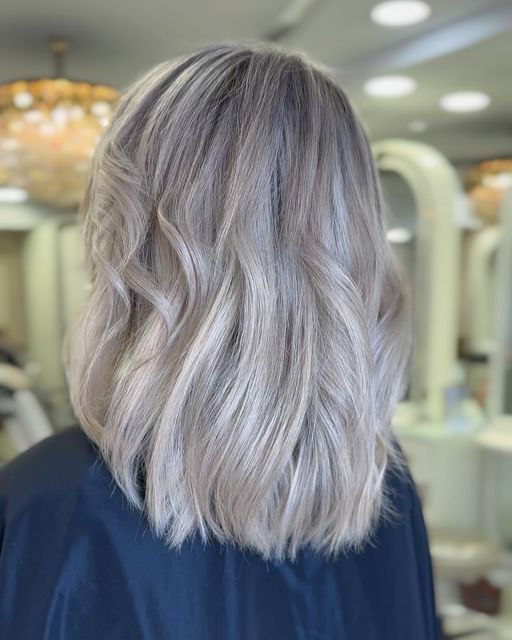 پرطرفدارترین رنگ مو یخی ۱۴۰۴ بین ترکیب رنگ موهای عید امسال 160 مدل رنگ مو (54)