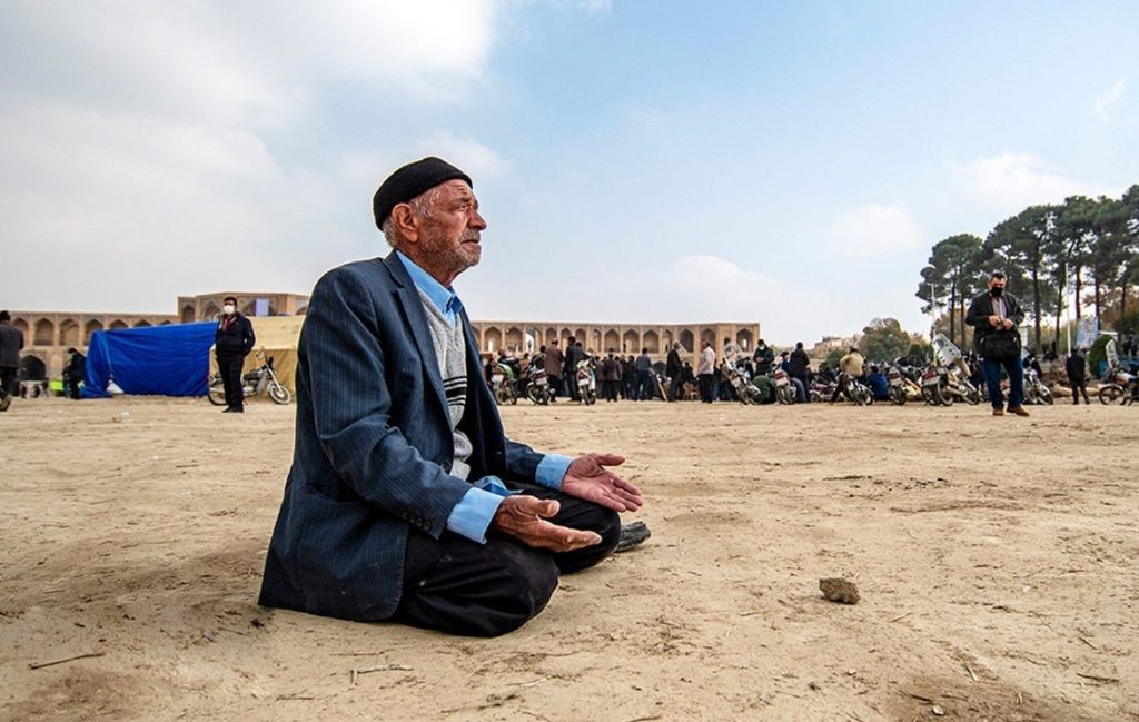 اعتراض کشاورزان شرق اصفهان به افتآب/ وزیر نیرو به اصفهان می آید