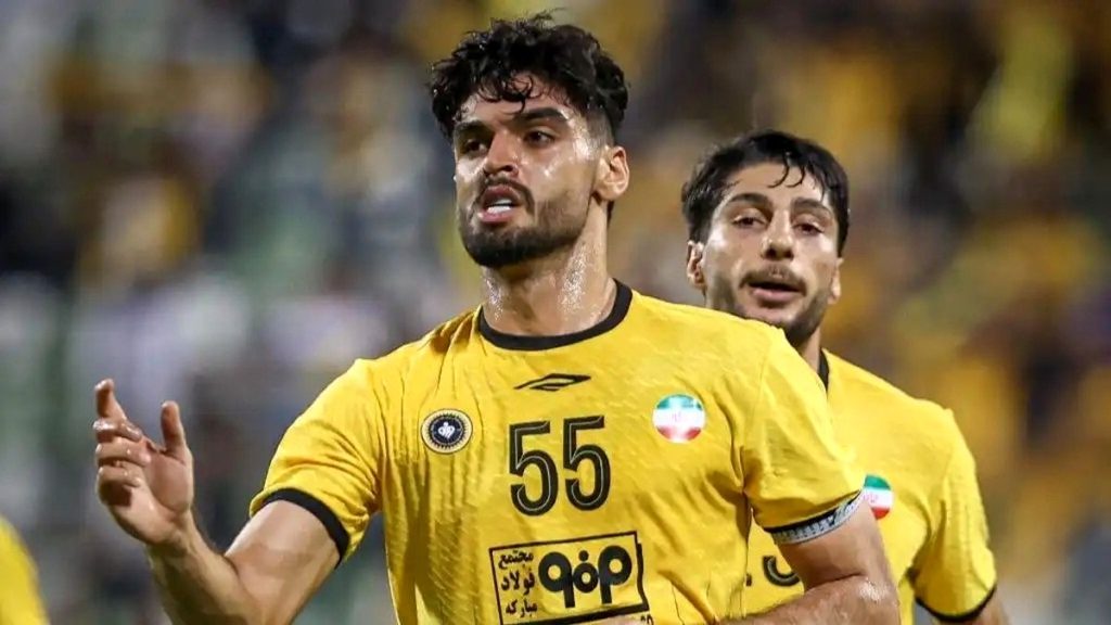 حزباوی به خط دفاعی سپاهان اضافه می شود؟